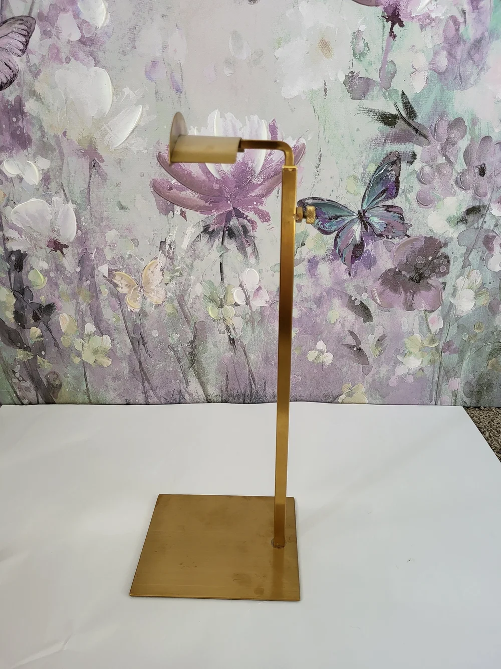 Purse Or Bag Stand In Gold Color For Display Selling Posh